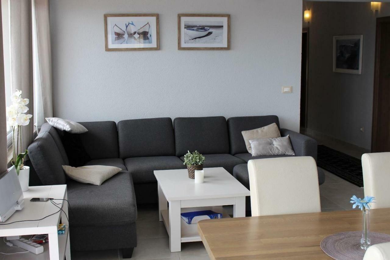 Villa Lizzi Trogir Ngoại thất bức ảnh