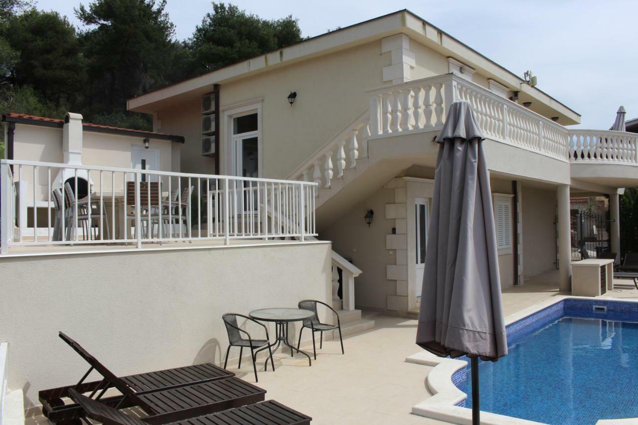 Villa Lizzi Trogir Ngoại thất bức ảnh